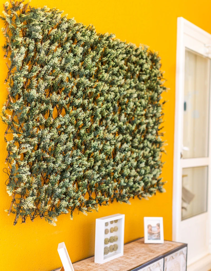 Celosía-mimbre-extensible-hoja-ciprés-Ocultación