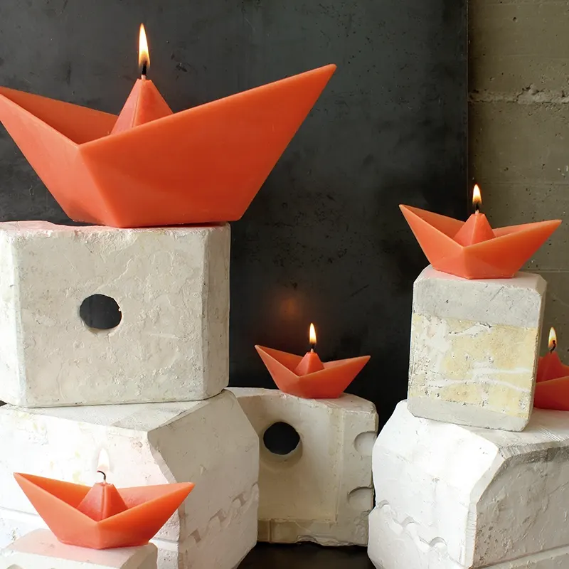 Vela-Flotante-Barco-Papel-Colección-PAPIROFLEXIA-Cerabella