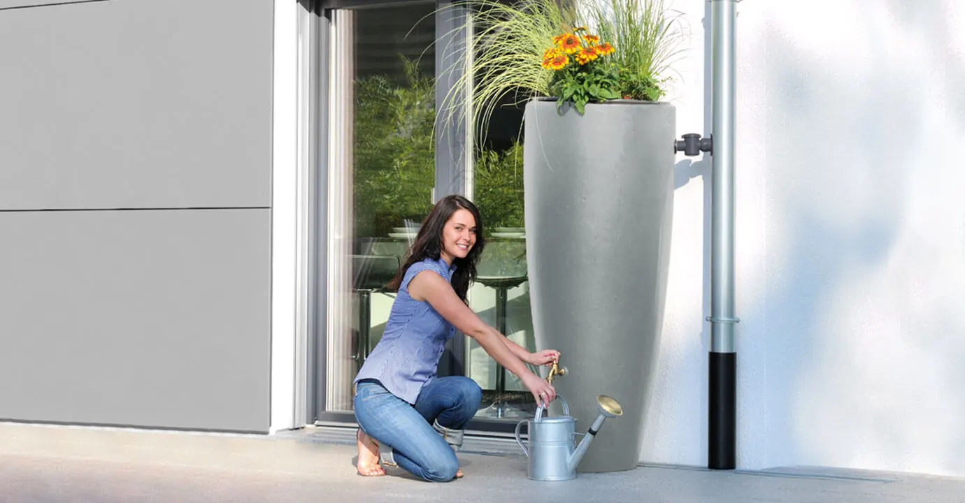 Depósito-agua-decorativo-macetero