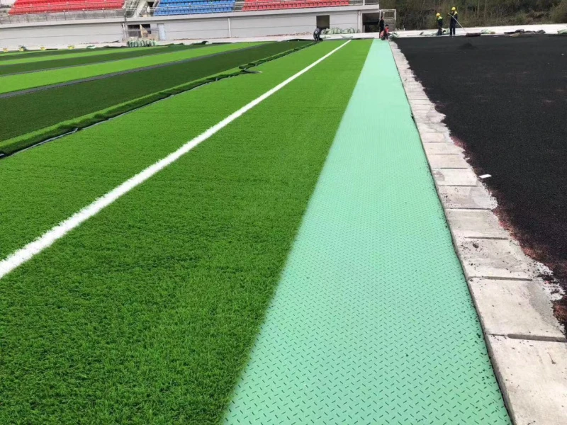 Base-amortiguadora-césped-artificial-Alta-protección-drenaje