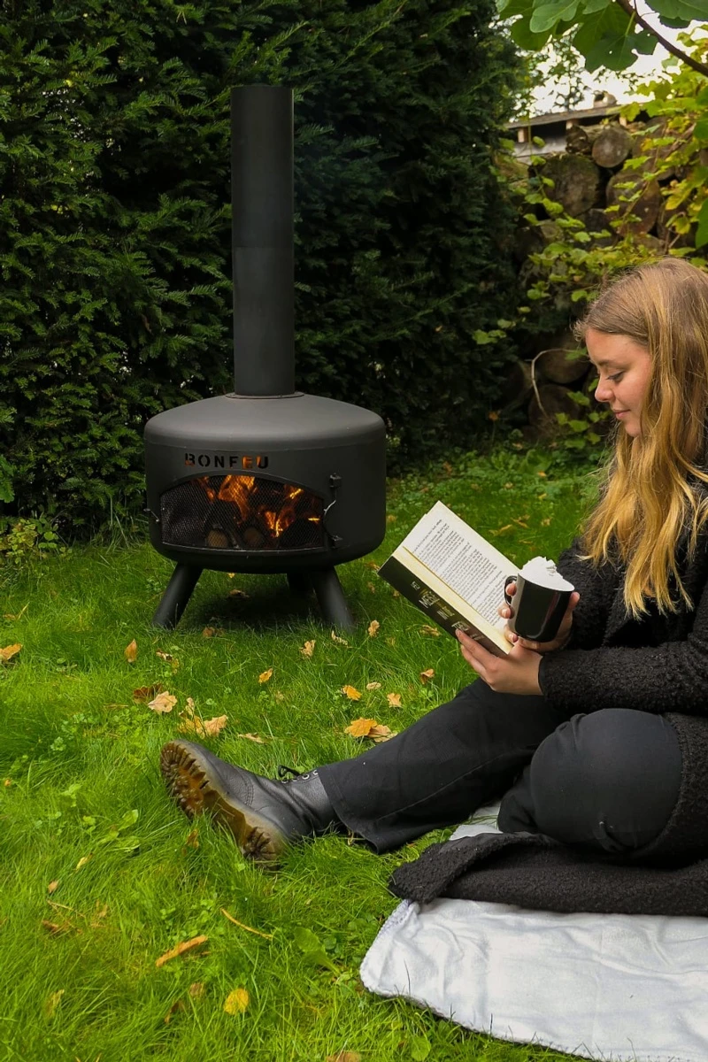 Chimenea-barbacoa-BonGiro-ideal-para-disfrutar-exterior