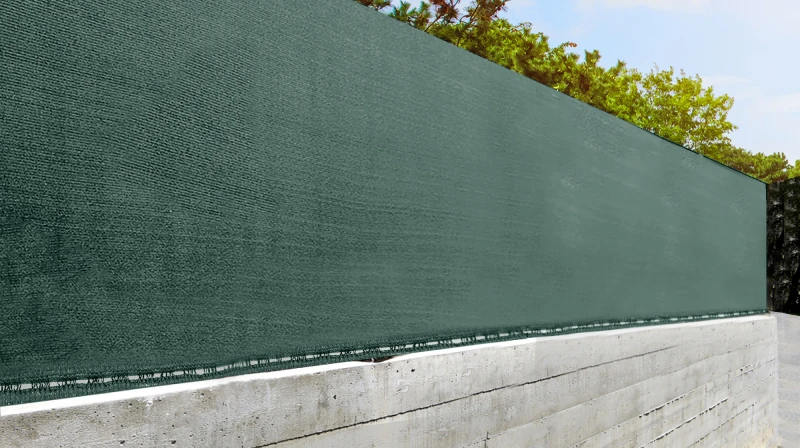 Malla-ocultación-verde-Privacidad-total-exterior